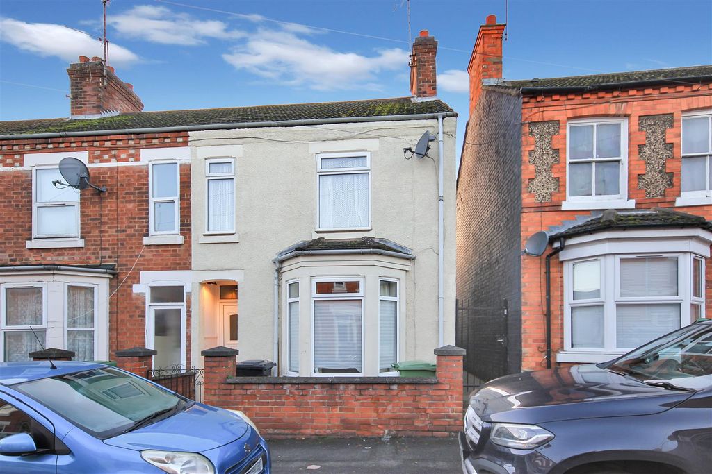 Property photo 1 of 11 Front.Jpg