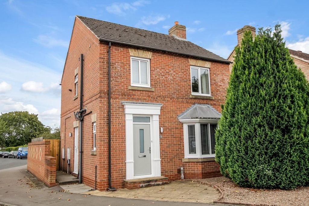 Property photo 1 of 16 Bilsdale.Jpg