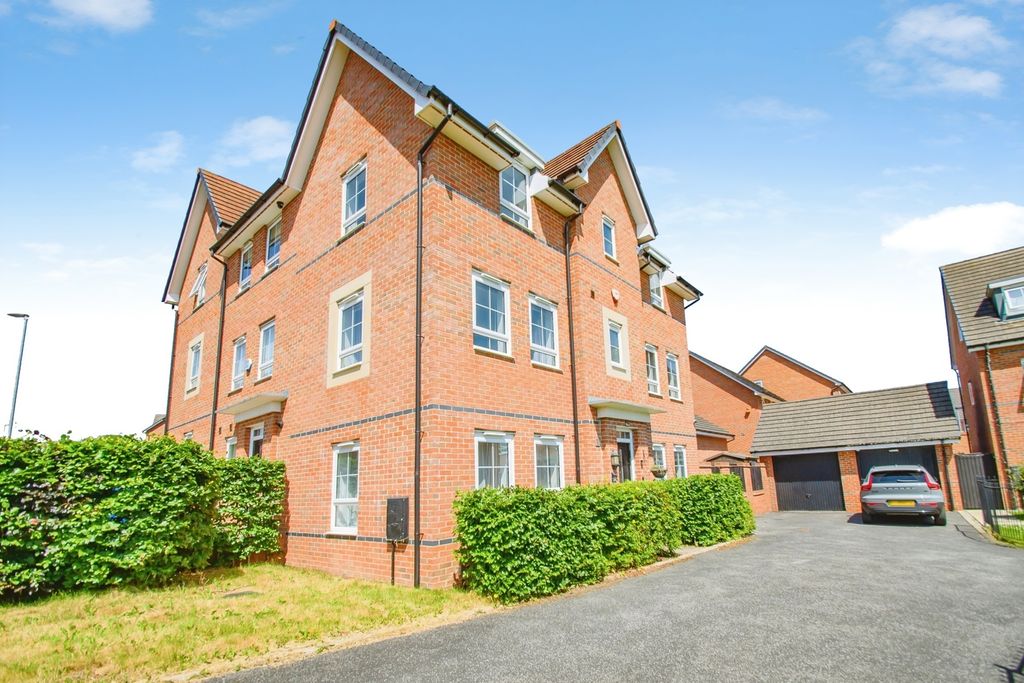 Property photo 2 of 35 Pbox-Img.Jpg