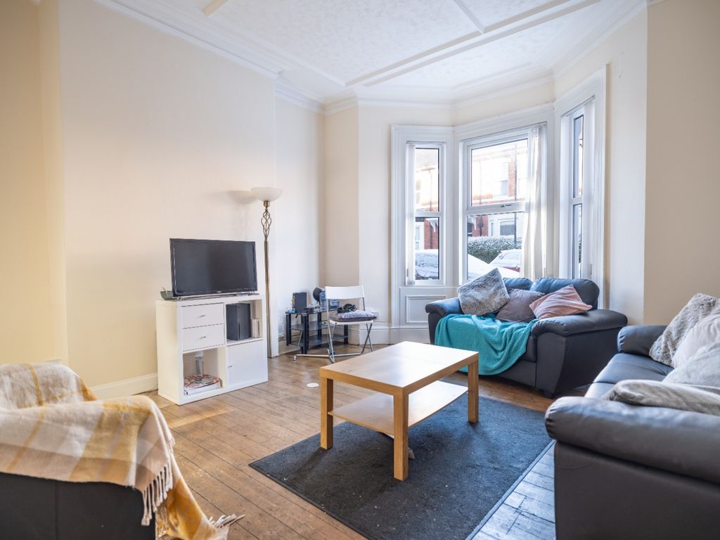 Property photo 2 of 9 2882142