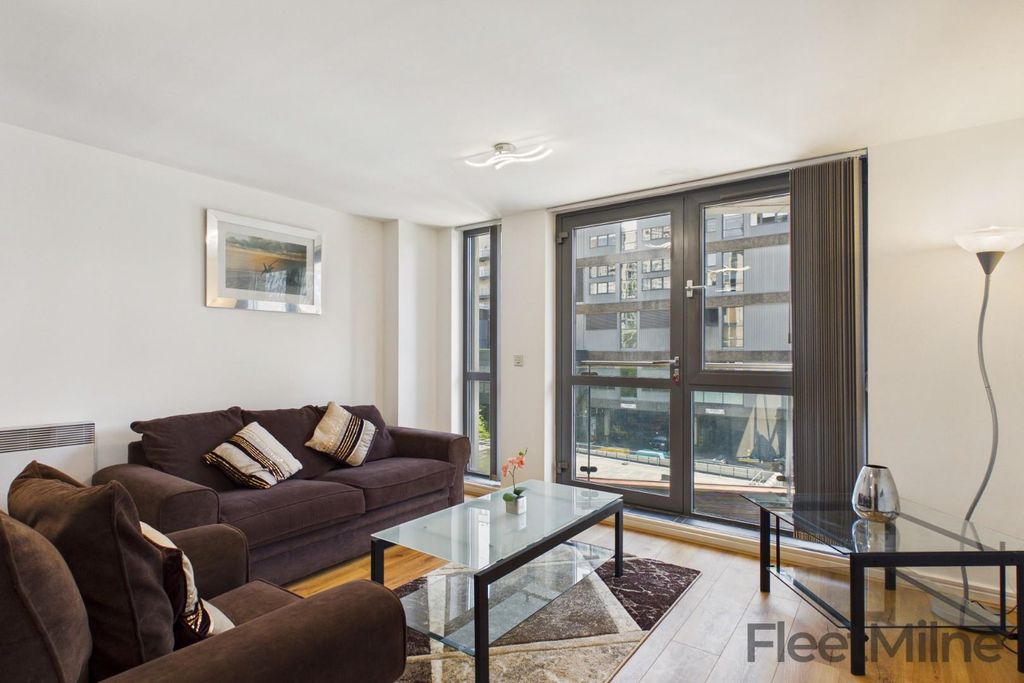 Property photo 1 of 10 Living Area