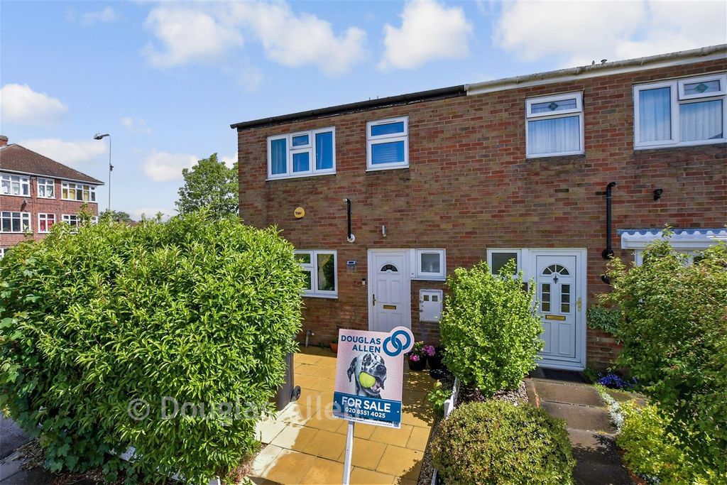 Property photo 1 of 11 External (Web)