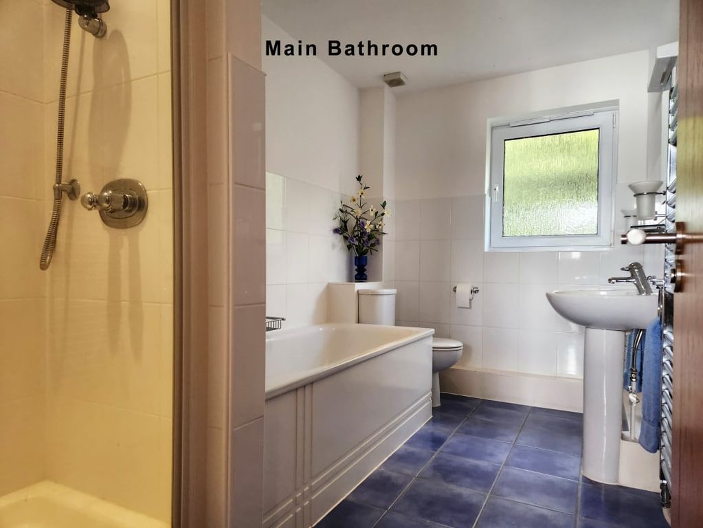 Property photo 1 of 37