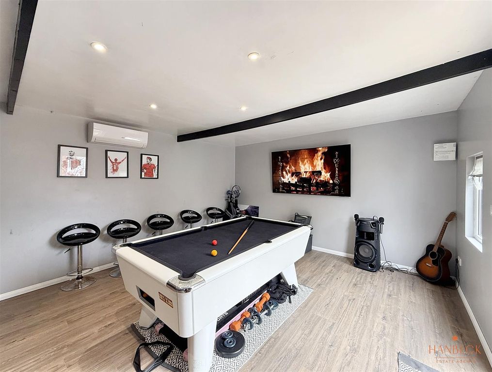 Property photo 2 of 18 Img_0942.Jpg