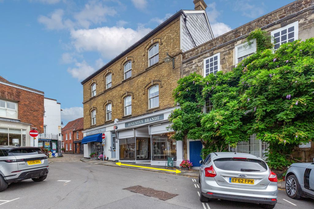 Property photo 1 of 10 Clifford House, Market Square, Petworth, Gu28 0Ah