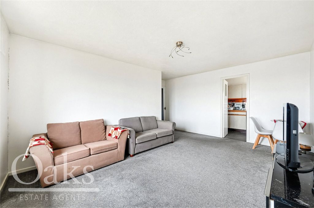 Property photo 3 of 8 Picture No. 05