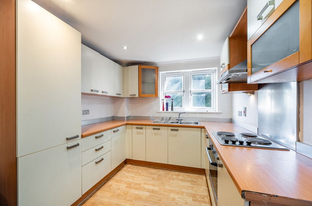 Property photo 2 of 13 Kitchen