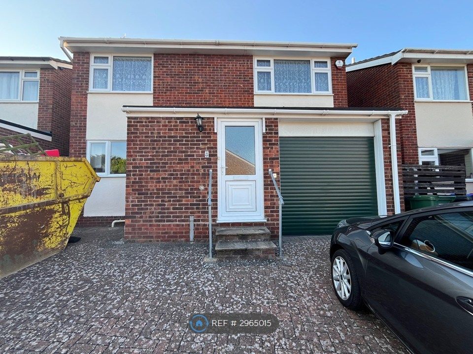 Property photo 2 of 35