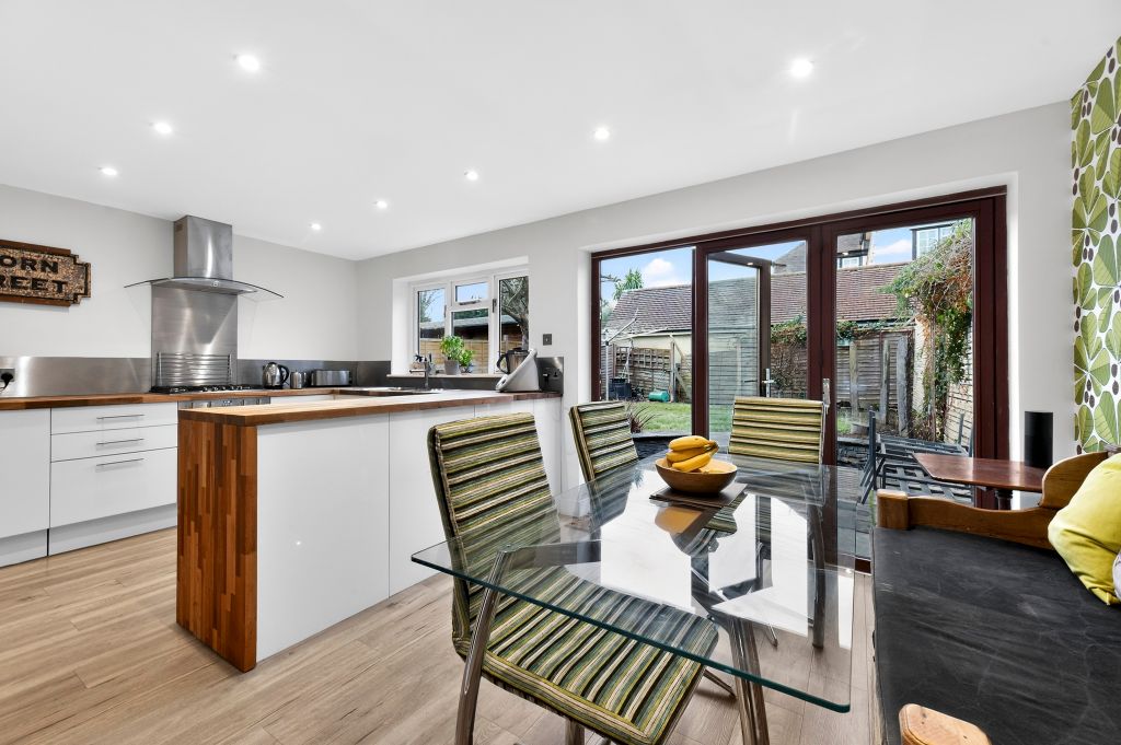 Property photo 2 of 20 Open Plan Living