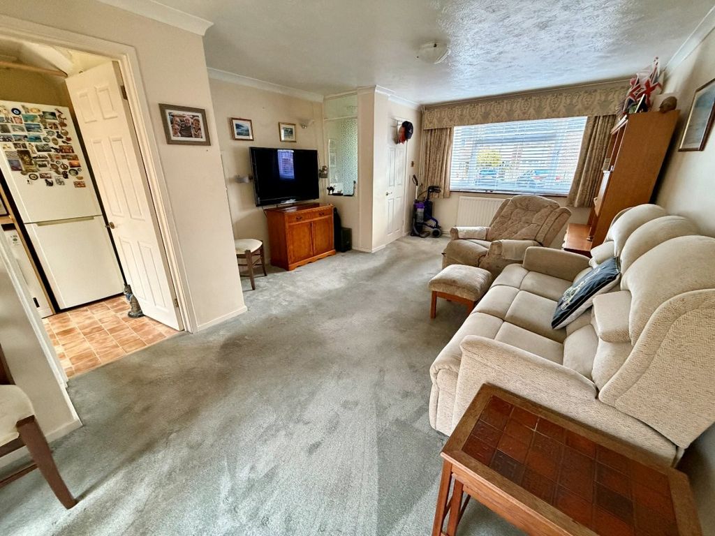 Property photo 2 of 12 Sitting/Dining Room