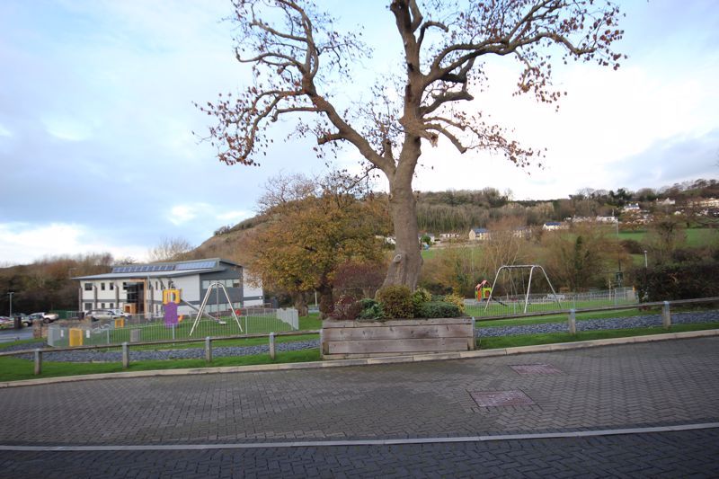 Property photo 2 of 14 Photo 13