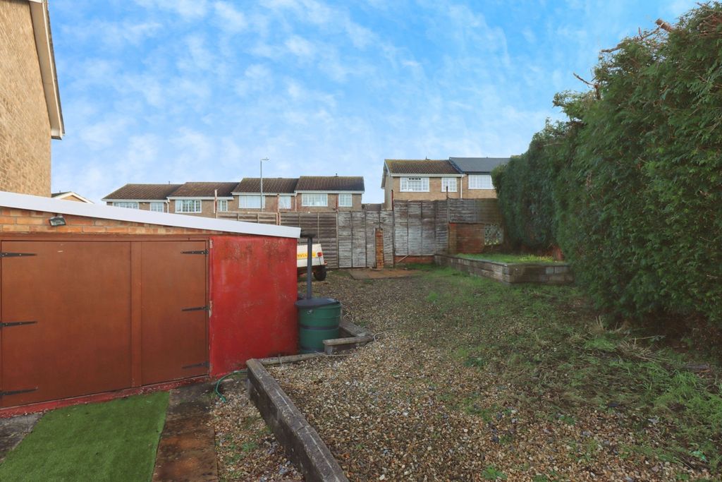 Property photo 3 of 19 Rear Garden