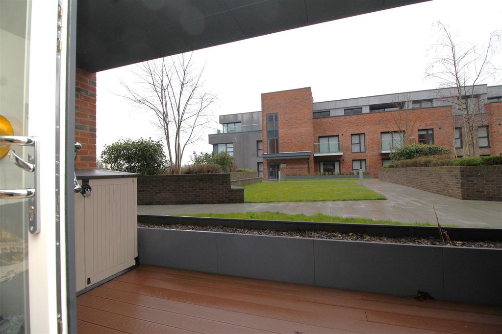 Property photo 2 of 13 Outside 1 .Jpg