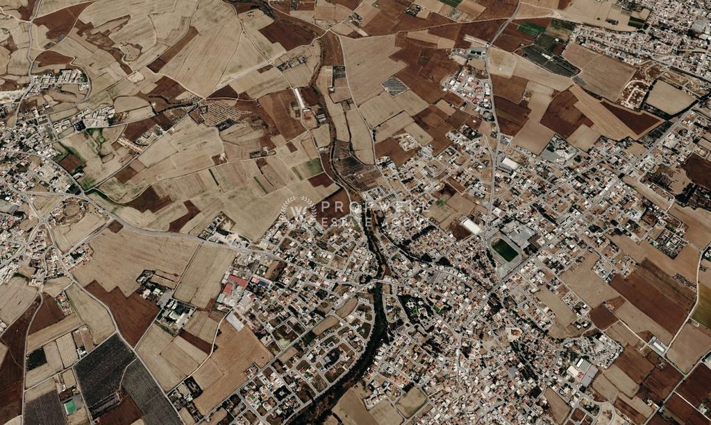 Property photo 2 of 2