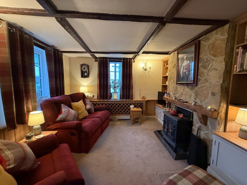 Property photo 2 of 19 Picture No. 15