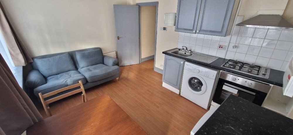 Property photo 1 of 5