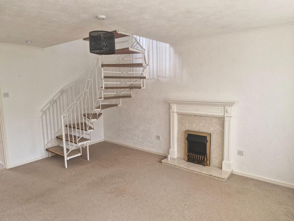 Property photo 3 of 12 8 17.Jpg