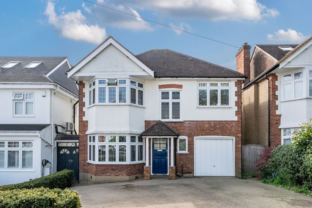 Property photo 1 of 34