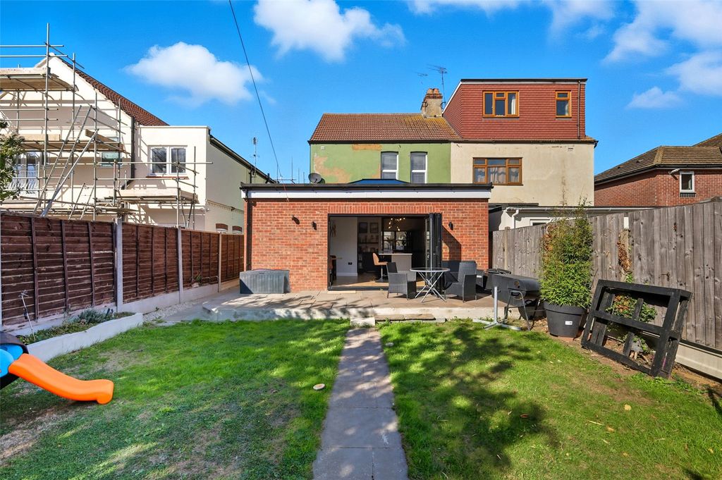 Property photo 3 of 30 Picture No. 30
