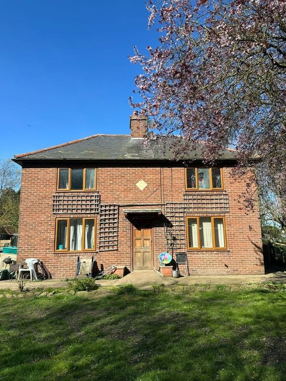 Property photo 1 of 21