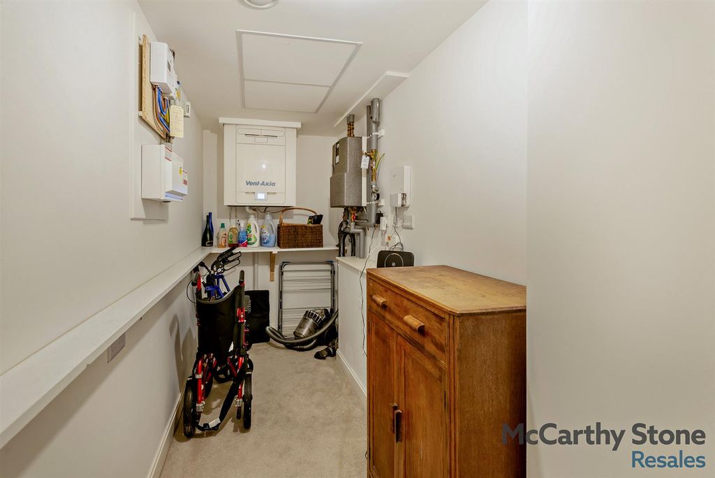 Additional image 14 of 2 bed flat for saleEdward House, Peggs Lane, Gascoyne Way, Hertford SG13