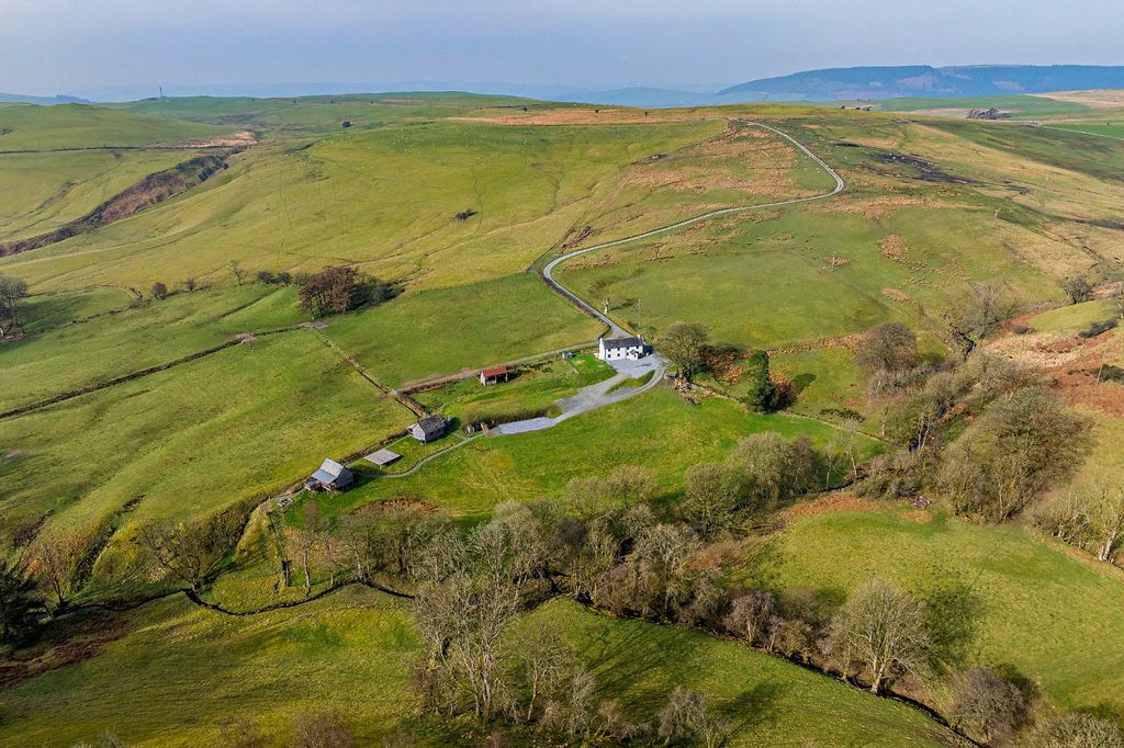 Property photo 1 of 25 Picture No. 07