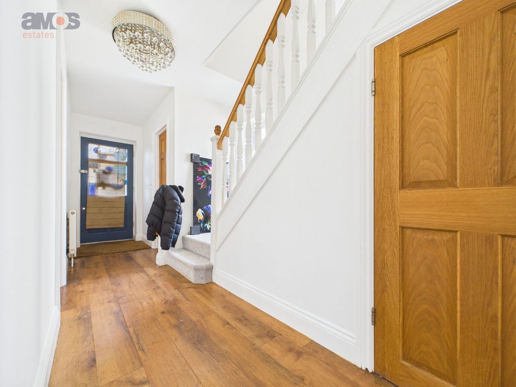 Property photo 3 of 20 5073887