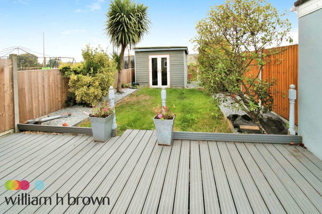 Property photo 3 of 12 Image