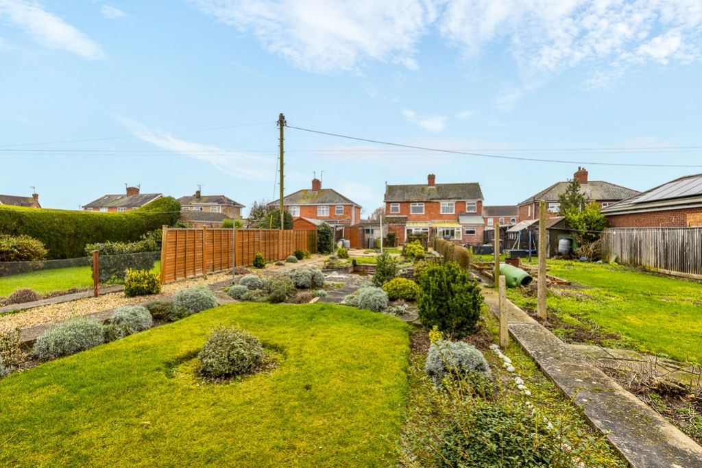 Property photo 3 of 24 174 Eastwood Road (Boston)-16