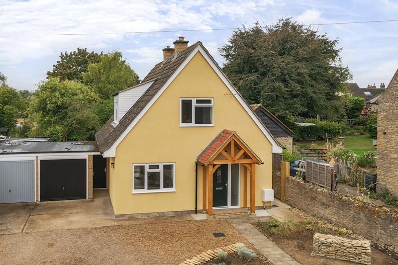Property photo 1 of 16 Front