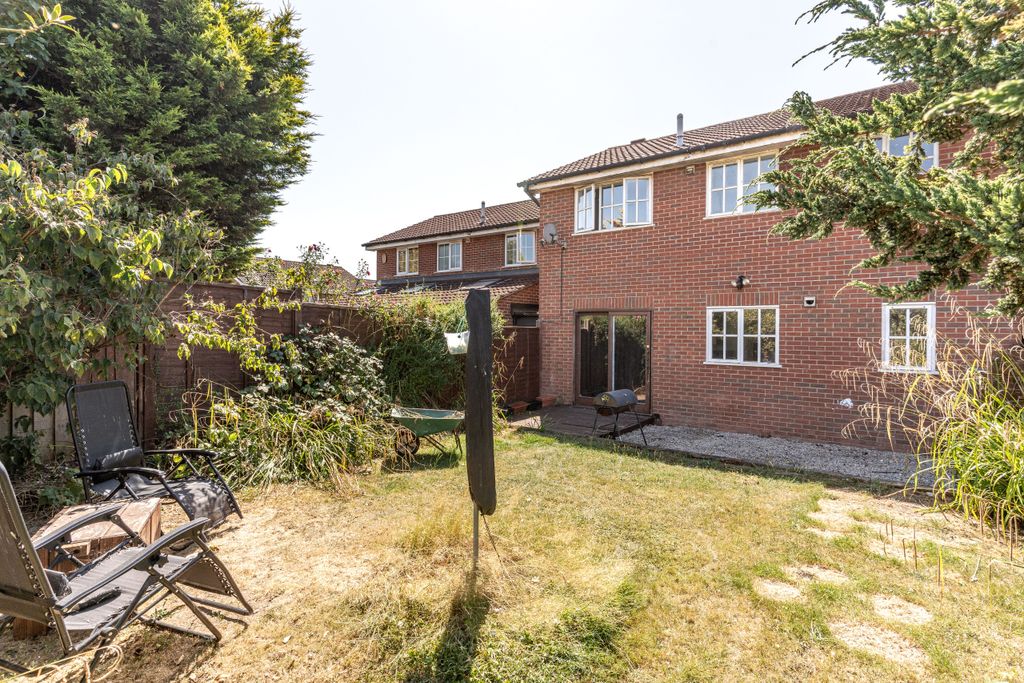 Property photo 2 of 15 A7400178-3
