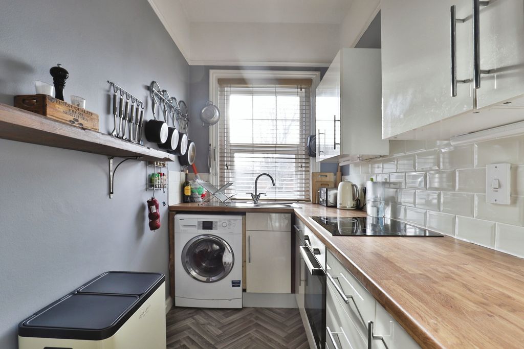 Property photo 3 of 15 Photography