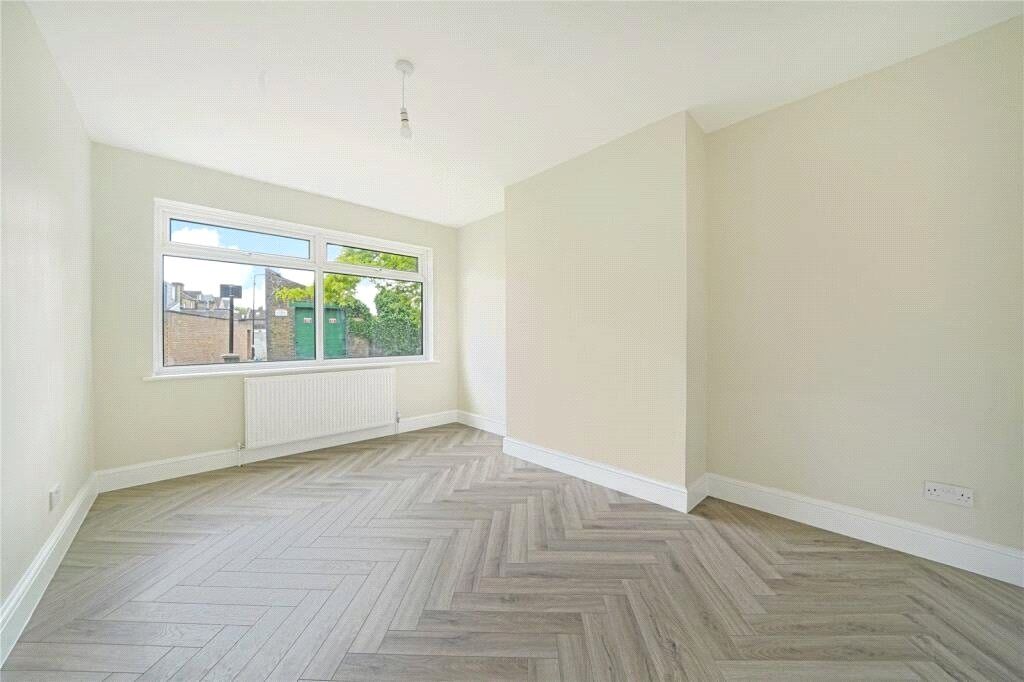 Property photo 2 of 15 Picture No. 01