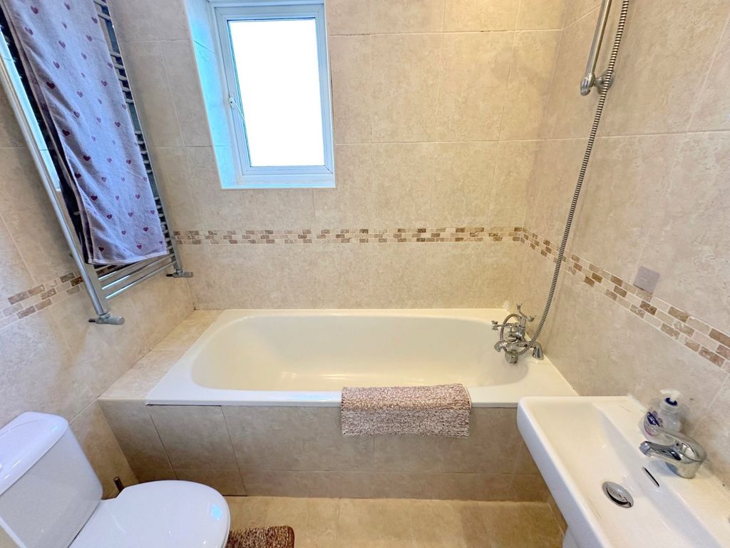 Additional image 6 of 2 bed end terrace house for saleThe Wheatbutts, Eton Wick, Berkshire SL4