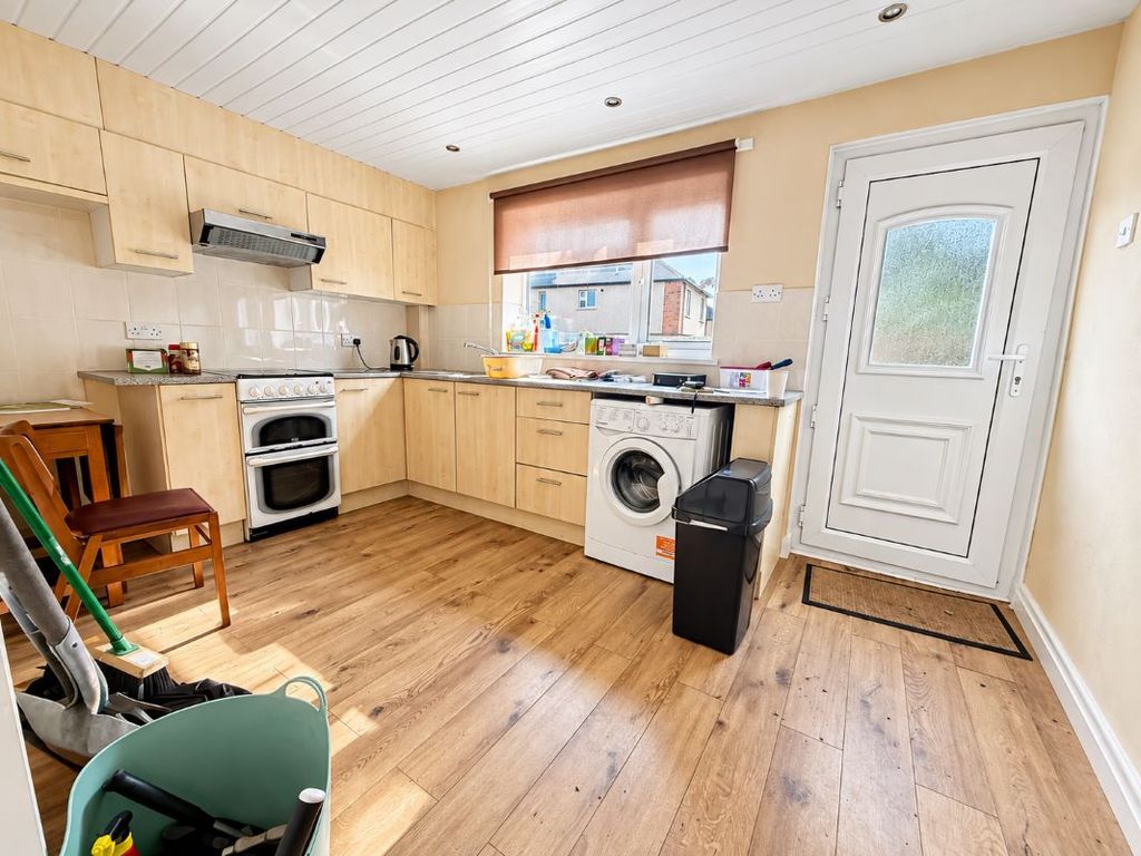 Property photo 3 of 10 Image 3
