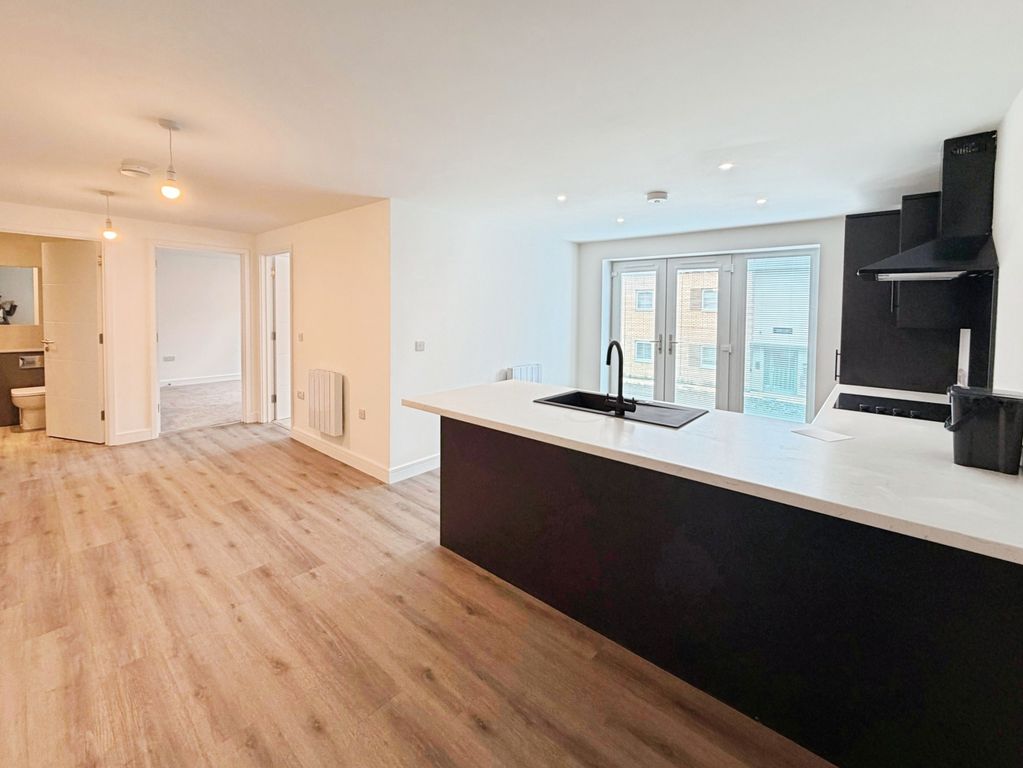 Property photo 3 of 14 Living Room