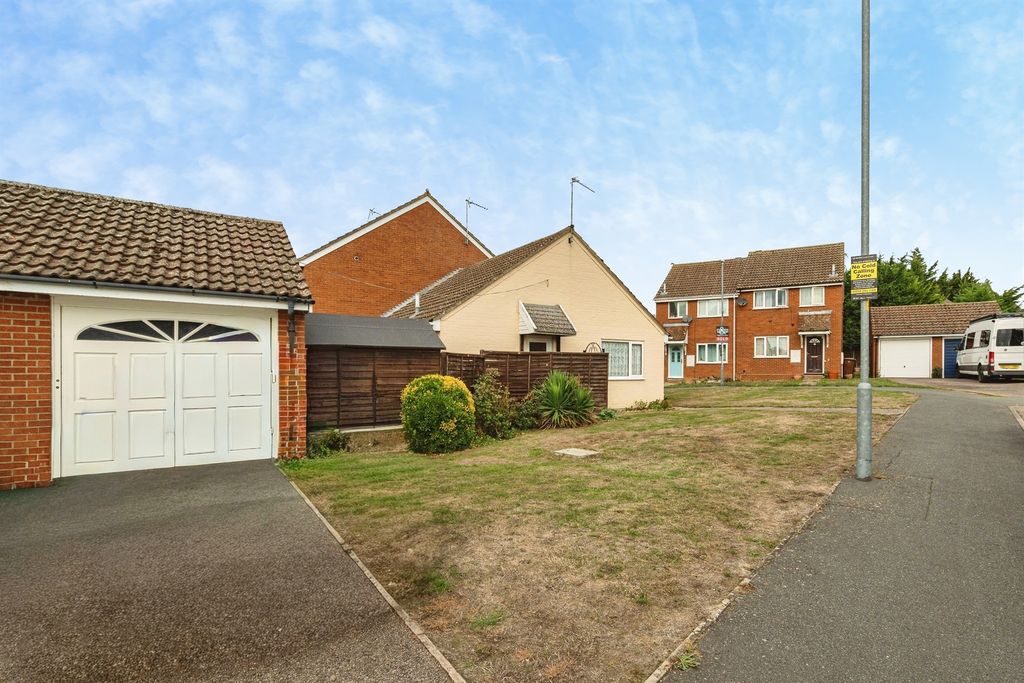 Property photo 2 of 14