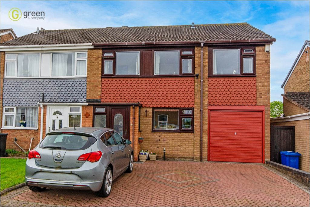 Property photo 1 of 26