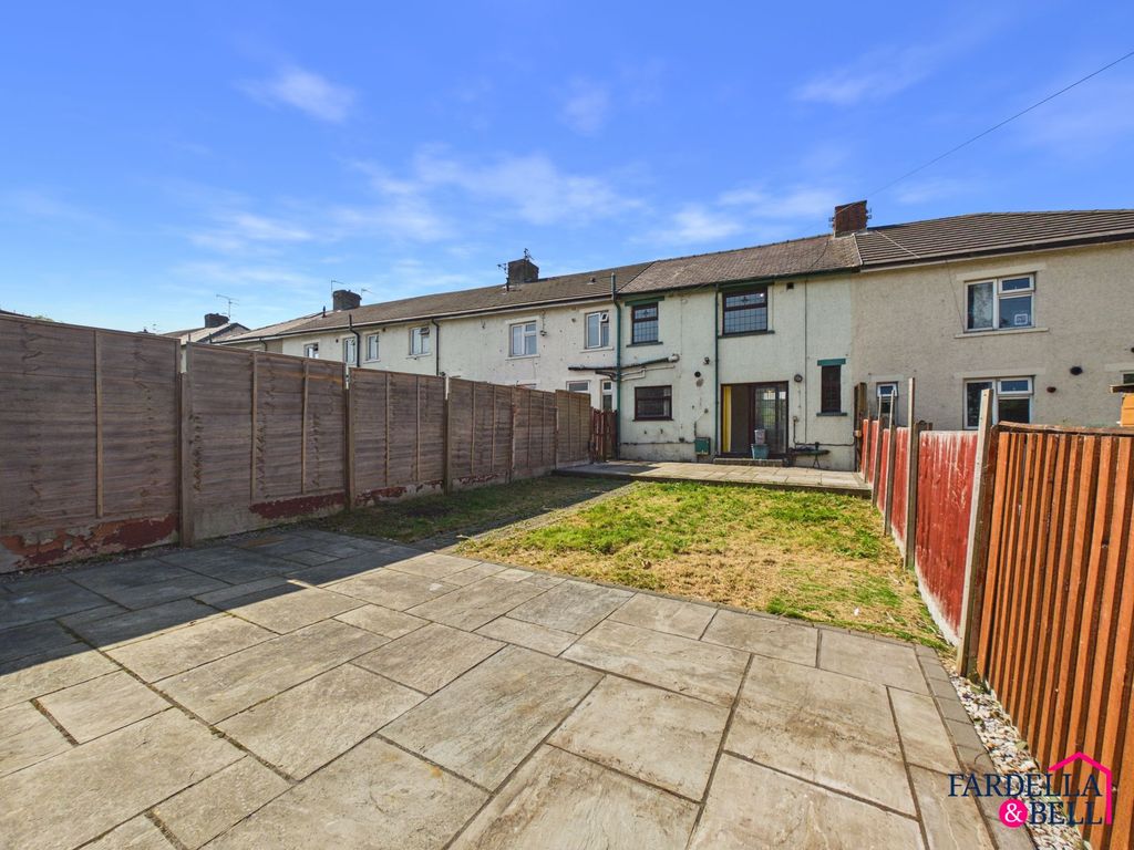 Property photo 2 of 12