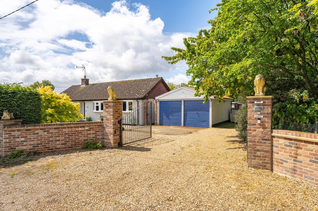 Property photo 1 of 28