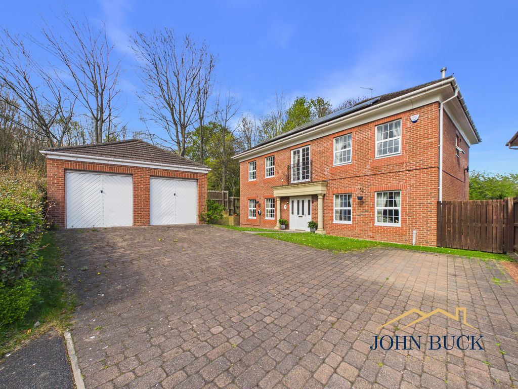 Property photo 1 of 32