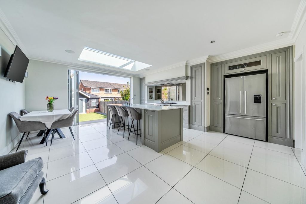 Property photo 3 of 16 1-69F4c2250A5c3-1448880-20-69F4929A9d834-1.Jpg