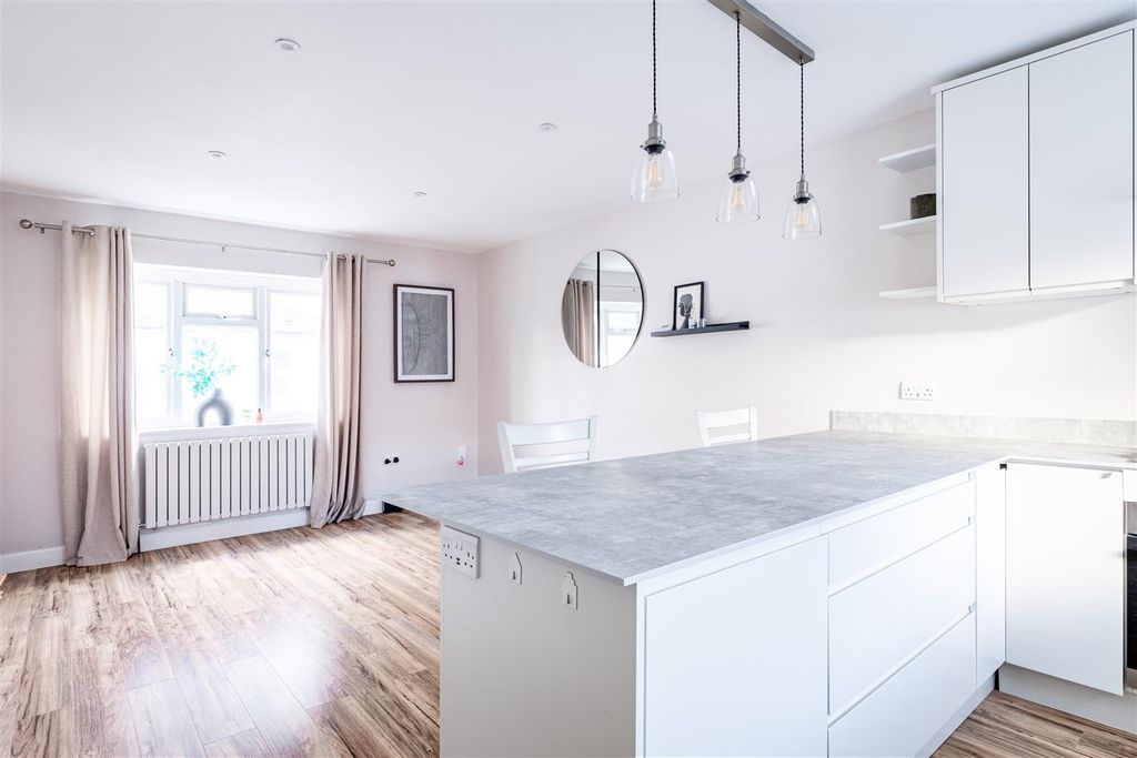 Property photo 1 of 9 New Road-7.Jpg