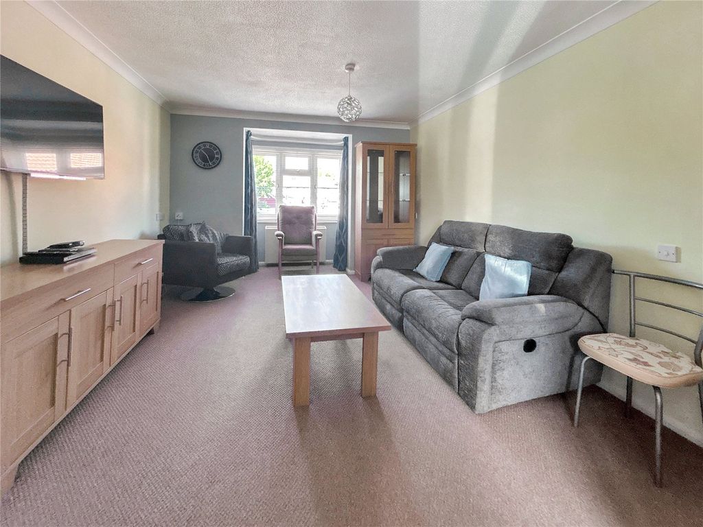 Property photo 2 of 27 Picture No. 05