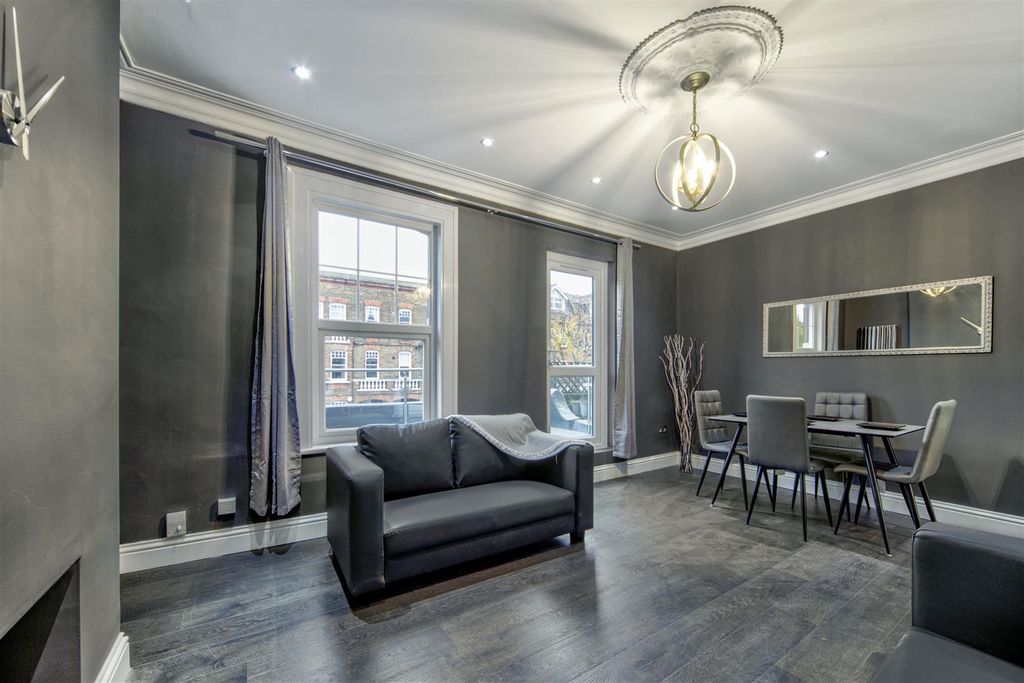 Property photo 3 of 15 Eden_Harper_Queenstown Rdsw8