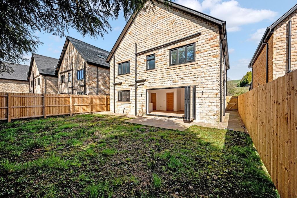 Additional image 39 of 5 bed detached house for sale7 Victoria Gardens, Waterside, Darwen BB3