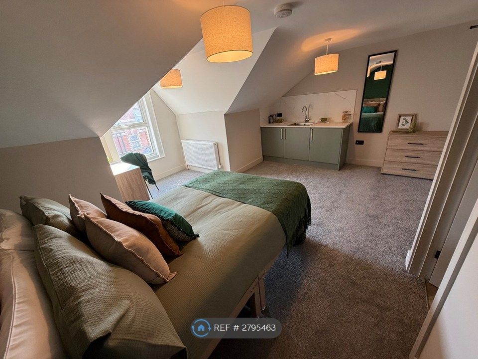 Property photo 1 of 10 Bed 6