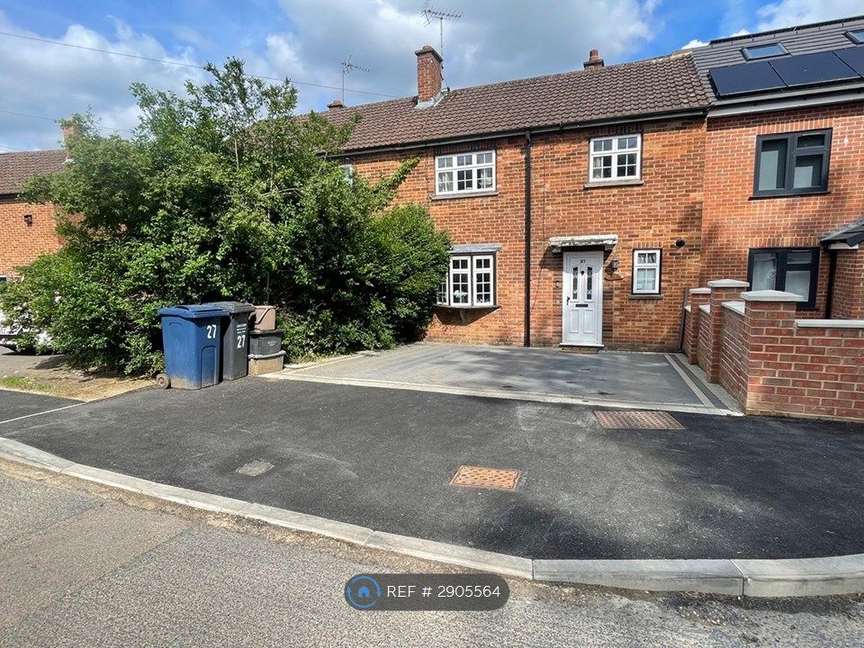 Property photo 2 of 3