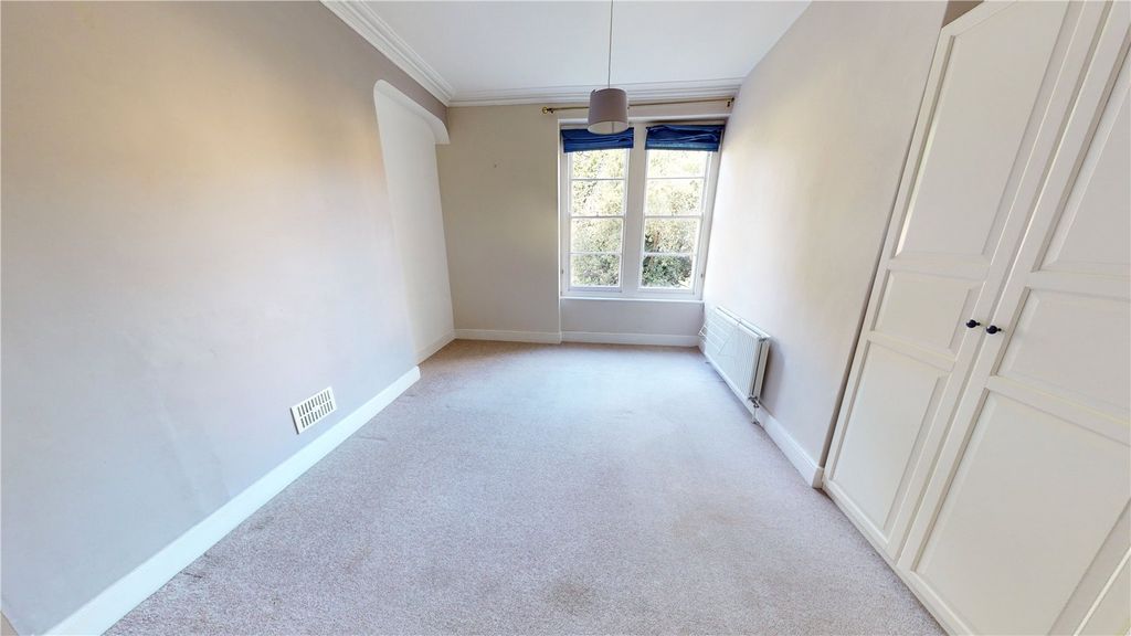 Property photo 3 of 7 Picture No. 04