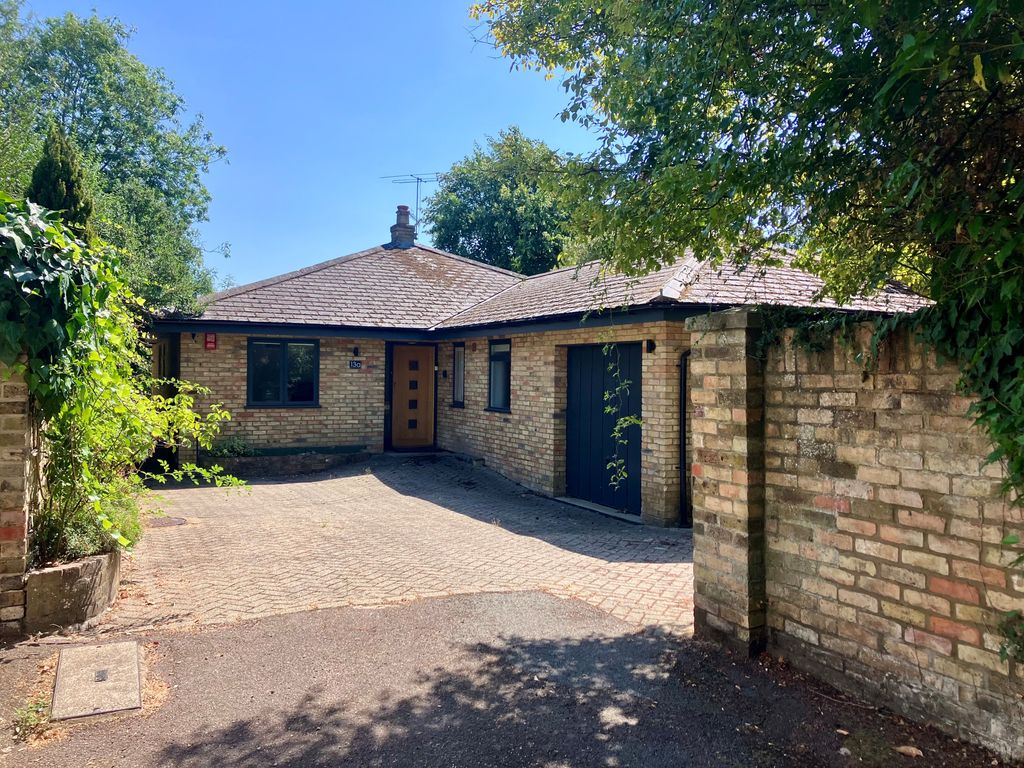 Property photo 2 of 23